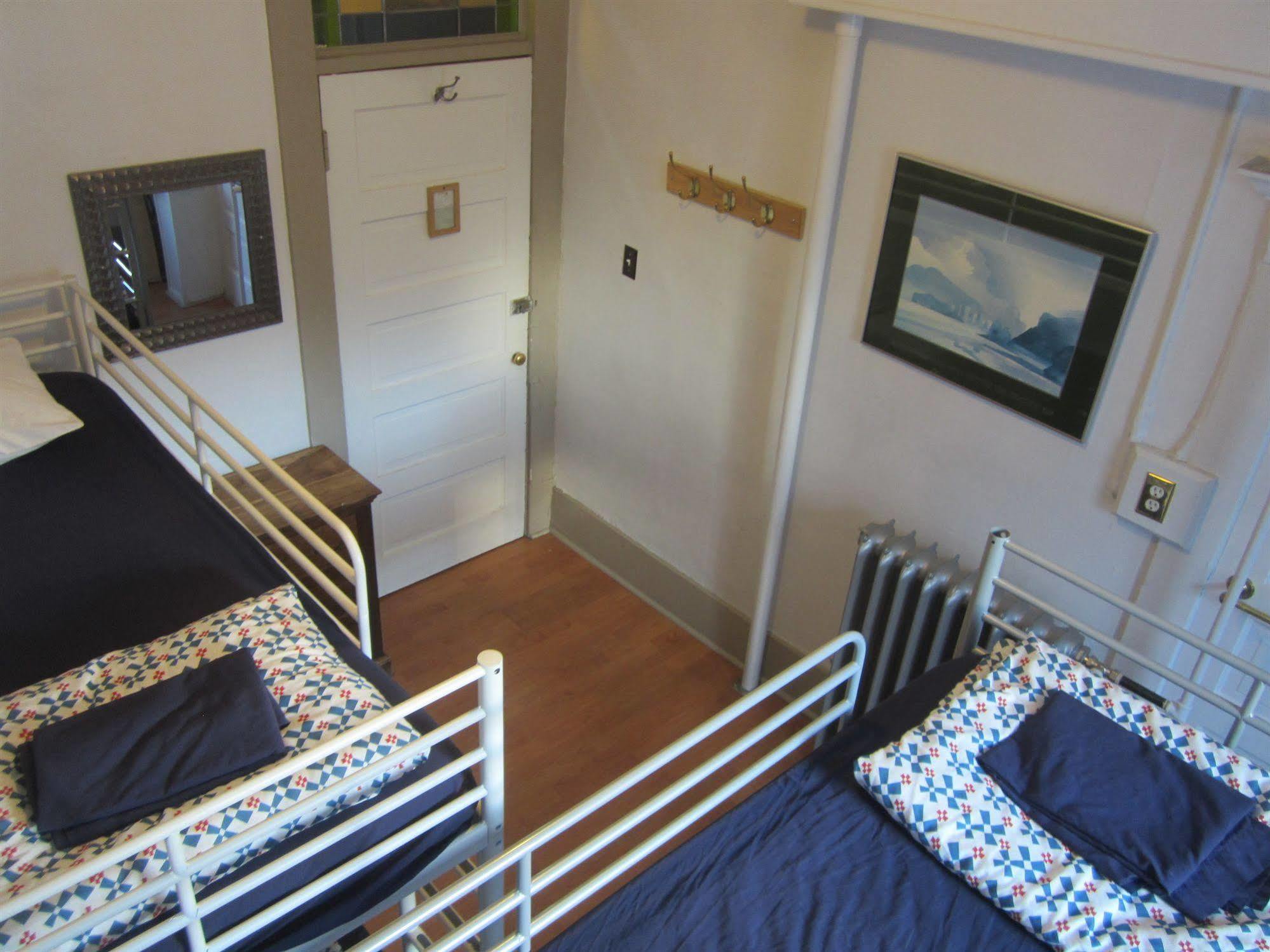 St Clair Hostel Βανκούβερ Εξωτερικό φωτογραφία